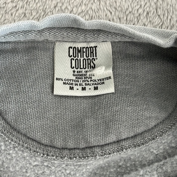 Comfort colors plain gray crewneck - Picture 2 of 3
